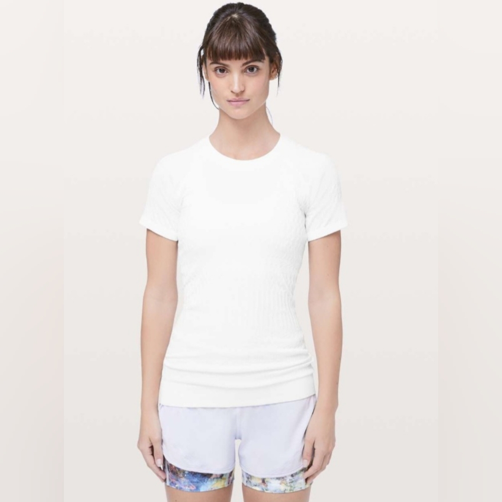 Lululemon Rest Less Short Sleeve White / White Size 6 Pre-owned